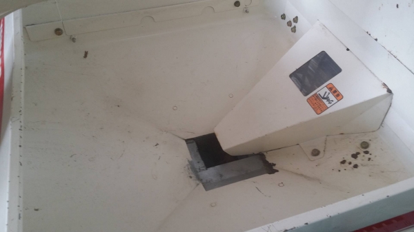 เครื่องสีข้าวกล้องเก่าญี่ปุ่น YANMAR รุ่น RHS300 สภาพเครื่องสวย พร้อมใช้งาน