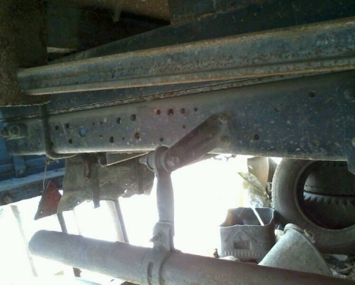 6ล้อติดเครน2.5ตัน