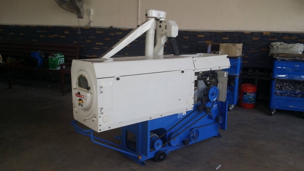 เครื่องสีข้าวกล้องเก่าญี่ปุ่น  ISEKI รุ่น 307D สภาพเครื่องดี พร้อมใช้งาน