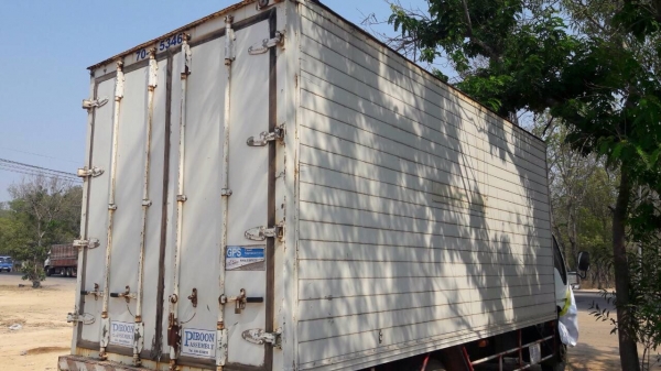 ขายรถหกล้อตู้แห้ง ISUZU NQR เครื่อง 175 แรง ปี 51 ตู้แห้ง 4 บาน ยาว 5.50 เมตร พร้อมใช้งาน