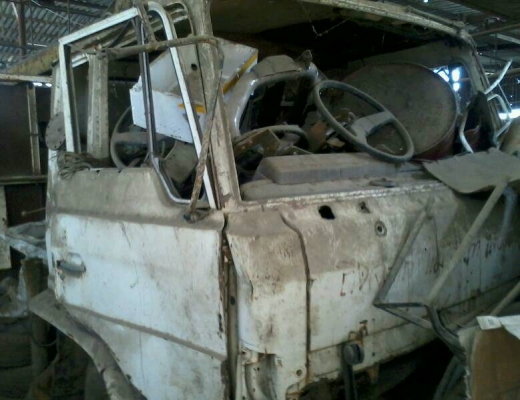 6ล้อHino จดประกอบติดเครน ราคา330000 บาท