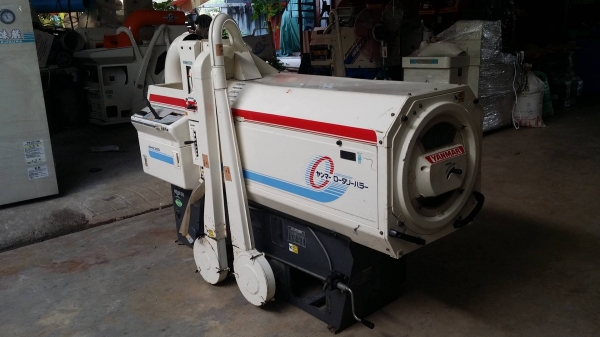 เครื่องสีข้าวกล้องเก่าญี่ปุ่น YANMAR รุ่น RHS300(2) สภาพเครื่องสวย พร้อมใช้งาน