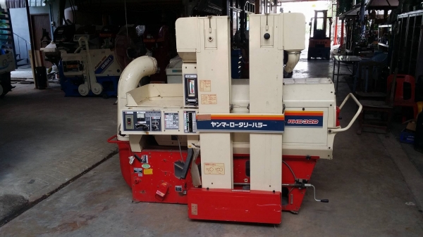 เครื่องสีข้าวกล้องเก่าญี่ปุ่น YANMAR รุ่น RHS30D สภาพเครื่องสวย พร้อมใช้งาน