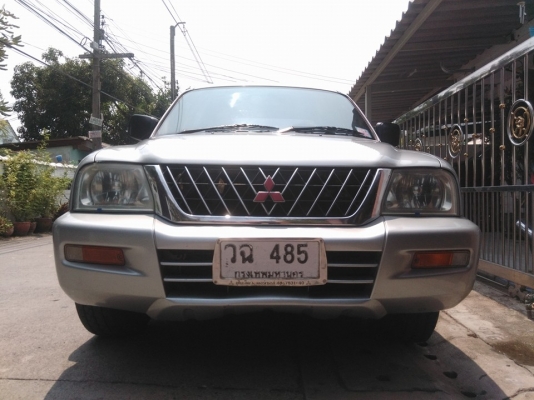 ขายครับ กะบะ ราคาแสนกลางๆ strada grandis 4ประตู 2.8 GLX รถปี 2002 ขายครับ กะบะ ราคาแสนกลางๆ strada grandis 4ประตู 2.8 GLX รถปี 2002