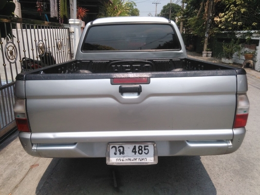 ขายครับ กะบะ ราคาแสนกลางๆ strada grandis 4ประตู 2.8 GLX รถปี 2002 ขายครับ กะบะ ราคาแสนกลางๆ strada grandis 4ประตู 2.8 GLX รถปี 2002