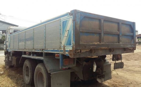 ขายๆ 655,000บ สิบล้อ นิสัน UD CWM430W 230ปี40 แม่เดียว ดั้ม มีเนียม สภาพดีสวยบางเดิมพร้อมใช้ เล่มทะเบียนพร้อมโอน มีระบบลากจูง ราคานี้ขับสงถึง