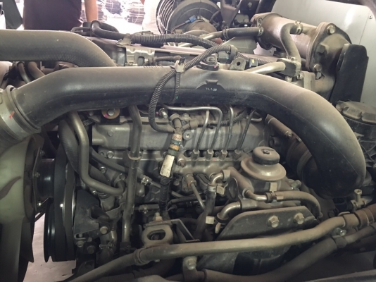 ขาย 6 ล้อ อีซูซุ FRR 210 แรง ตู้แห้ง  ยาว 6.5 ม. วิ่งน้อย 1x,xxx สภาพสวยจัด พร้อมใช้  จัดแนนท์ได้ครับ สนใจติดต่อ 081-9420141  ,  081-5715326