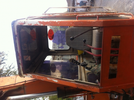 คูโบต้า HK250 เครื่องอีซูซุ 100 แรง ดีปั้มเฟืองดี เฟืองดัวเดินเปลี่ยนแล้ว ตัวนำมี ต่อรองได้