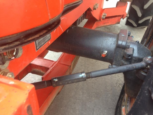 คูโบต้า L3202 SP 4 WD พร้อมใบมีดดันหน้า เล่มทะเบียนพร้อม