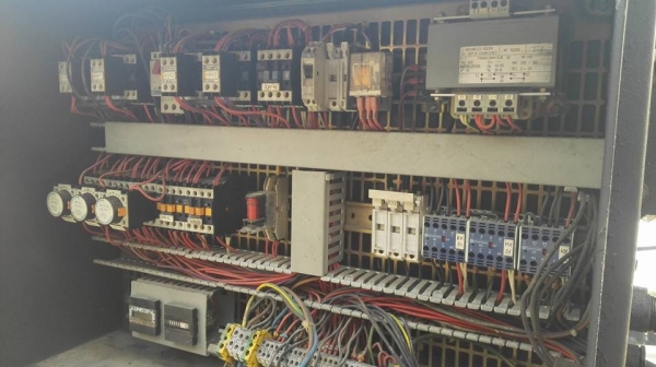 *** Sold *** รอกสลิง EUROBLOC 5 ตัน. สลิงยาว 12 m. ความเร็ว 2 สปีด(ช้า:เร็ว) ไฟ 380V พร้อมตัวเดินรางบีม สภาพใหม่ 95\% มาเทสได้เลย!!