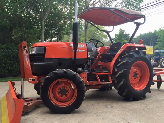 ขายรถไถKubota L4508DI (4WD) พร้อมใบมีดหน้าและผานพรวน รถสวย เดิมๆ พร้อมใช้งาน