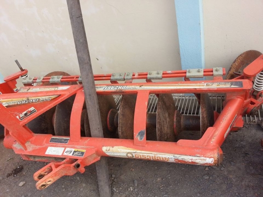 คูโบต้า L4708 4 WD พร้อมใบมีดตราช้าง ผานไถ DH246F เล่มพร้อม