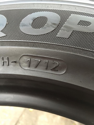 ขายยาง HANKOOK XQ OPTIMO nova 195-60-15 ปี12 ดอกหนา เนื้อนิ่ม ไม่มีปะ ชุดละ 2,900 บาท