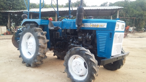 จัดส่งพี่ จังหวัดยโสธรครับ ขายรถไถเเชมป์304SLX 4×4 โฟวิน พร้อมผาน5ใบ22 พร้อมใช้งาน จัดส่งพี่ จังหวัดยโสธรครับ ขายรถไถเเชมป์304SLX 4×4 โฟวิน พร้อมผาน5ใบ22 พร้อมใช้งาน