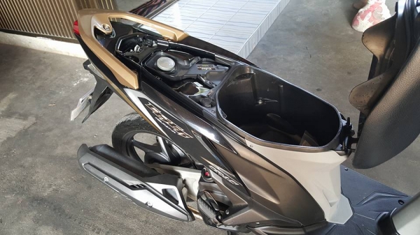 รถมือสอง เกรดรถใหม่ HONDA CLICK-i 125 CC รุ่น TOP ฟรีค่าโอน