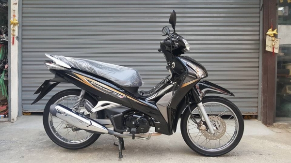 รถมือสอง เกรดรถใหม่ HONDA WAVE 125i NEW 2015 ตัว TOP สตาร์ทมือและเท้า รถมือสอง เกรดรถใหม่ HONDA WAVE 125i NEW 2015 ตัว TOP สตาร์ทมือและเท้า