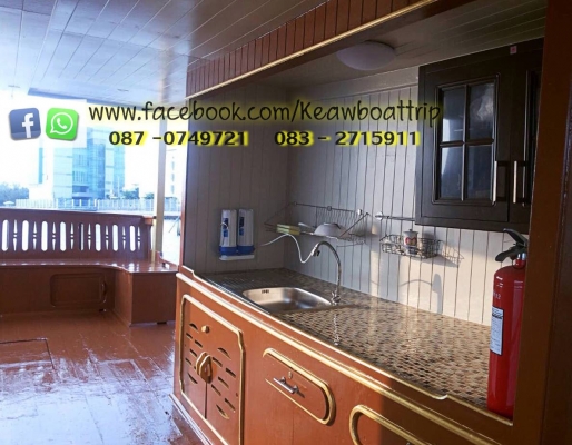 ขายเรือไม้ลำใหญ่. ขายเรือไม้ลำใหญ่.