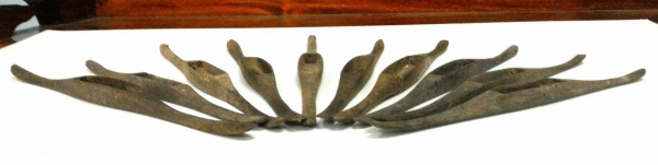 กระสวย ทอผ้ายุคเก่า ไม้ประดู่ ไม้รวม บางตัวสลักลาย มี 10 ตัว ปล่อยรวมเลย 699 ส่งฟรี