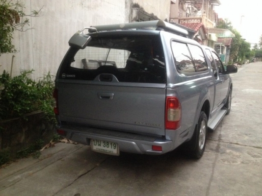 ISUZU  SLX 3.0 ปี03 รถบ้านมือเดียวผู้หญิงใช้วิ่งน้อยสภาพสวยเดิมๆไม่เคยชน