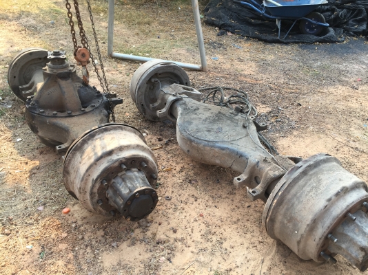 ขายเพลาหลัง 10 ล้อ