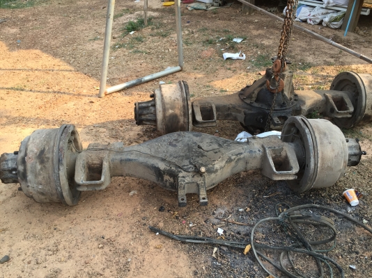 ขายเพลาหลัง 10 ล้อ