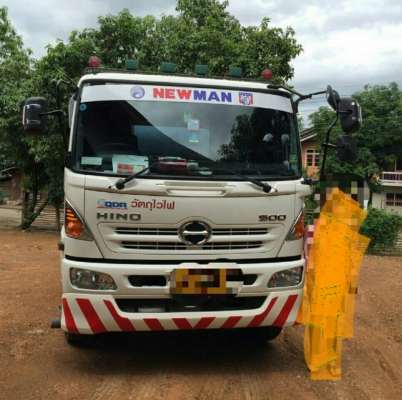 ขายแล้วครับ สิบล้อ ฮีโน่ ซีรี่500 FL8J212ปี58 บรรทุกถังน้ำมั้น 16,000ลิต รถสภาพดีสวยจัดเดิมๆทั้งคัน อุปกรณ์ครบ  เปลียนสัณญา เช้าซิ้อ รับรถกลับบ้านได้เลย ครับ