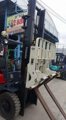 แหล่งรวมรถโฟลค์ลิฟท์งาเทฮิ้งค์ฟอร์คภาคตะวันออกสำหรับตักยางก้อนยางพาราและยางถ้วยส่งฟรีทั่วประเทศ