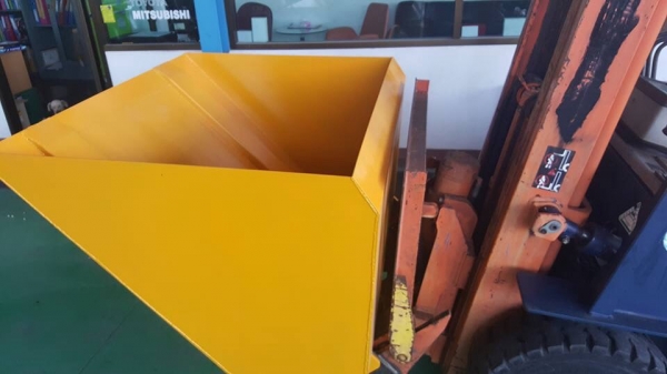 แหล่งรวมรถโฟลค์ลิฟท์งาเทฮิ้งค์ฟอร์คภาคตะวันออกสำหรับตักยางก้อนยางพาราและยางถ้วยส่งฟรีทั่วประเทศ