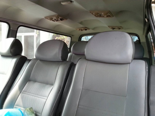 รถตู้ปี97 เครื่องเดิมดีเซล2.8แน่น พวงมาลัยเพาเว่อร์ รถใช้น้อยจอดมากกว่า