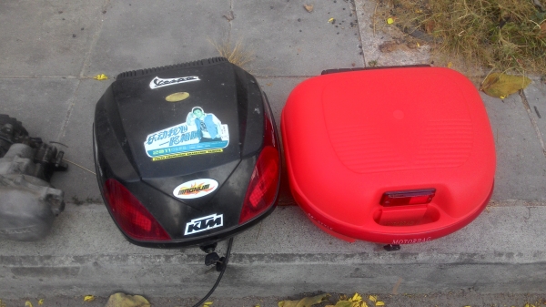 กล่องใส่ของ ติดท้าย มอเตอร์ไซ