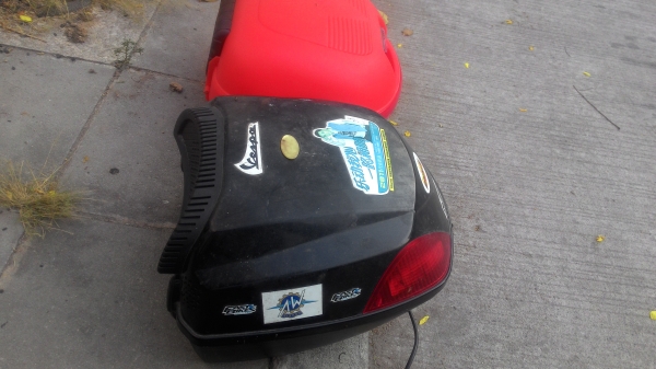 กล่องใส่ของ ติดท้าย มอเตอร์ไซ