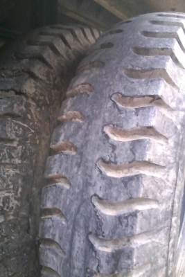 ขายHINOF18เครื่องEM100-220แรงกระบะดั้มข้างปิเนียมพร้อมกล่องบรรทุกอ้อยสภาพสวยพร้อมใช้