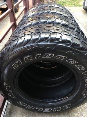 ยาง All Bridgestone 235 70 15 ปี12 พร้อมใช้งาน ดอกเต็ม ใช้ยาว ราคาไม่แพง ยาง All Bridgestone 235 70 15 ปี12 พร้อมใช้งาน ดอกเต็ม ใช้ยาว ราคาไม่แพง