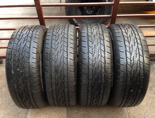 ยาง Continental 265 65 17 ปี14 ดอกเต็ม ไม่มีปะ เนื้อนิ่ม ใช้ยาว ราคาไม่แพง