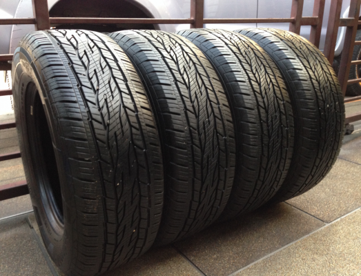 ยาง Continental 265 65 17 ปี14 ดอกเต็ม ไม่มีปะ เนื้อนิ่ม ใช้ยาว ราคาไม่แพง