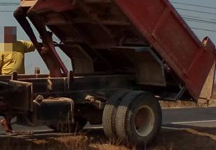 6ล้อดั้มดิน5คิว HINO KM310-110แรง 6สูบ เครื่อง/เกียร์ เดิม แน่น แรงดี ช่วงล่างเดิม 6น็อต หน้า-หลัง คัสซีสวย หัวเก๋งดี เกียร์ยาว พ.ธรรมดา เบรคลม กระบะดั้ม3.60ม.ยิงหน้า ยาง8.25/16 พร้อมใช้งาน เล่มฯครบ **ขาย HINO KM-110HP 6ล้อดั้มดิน5คิ 6ล้อดั้มดิน5คิว HINO KM310-110แรง 6สูบ เครื่อง/เกียร์ เดิม แน่น แรงดี ช่วงล่างเดิม 6น็อต หน้า-หลัง คัสซีสวย หัวเก๋งดี เกียร์ยาว พ.ธรรมดา เบรคลม กระบะดั้ม3.60ม.ยิงหน้า ยาง8.25/16 พร้อมใช้งาน เล่มฯครบ **ขาย HINO KM-110HP 6ล้อดั้มดิน5คิ