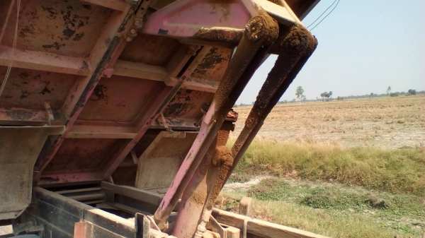 6ล้อดั้มดิน5คิว HINO KM310-110แรง 6สูบ เครื่อง/เกียร์ เดิม แน่น แรงดี ช่วงล่างเดิม 6น็อต หน้า-หลัง คัสซีสวย หัวเก๋งดี เกียร์ยาว พ.ธรรมดา เบรคลม กระบะดั้ม3.60ม.ยิงหน้า ยาง8.25/16 พร้อมใช้งาน เล่มฯครบ **ขาย HINO KM-110HP 6ล้อดั้มดิน5คิ 6ล้อดั้มดิน5คิว HINO KM310-110แรง 6สูบ เครื่อง/เกียร์ เดิม แน่น แรงดี ช่วงล่างเดิม 6น็อต หน้า-หลัง คัสซีสวย หัวเก๋งดี เกียร์ยาว พ.ธรรมดา เบรคลม กระบะดั้ม3.60ม.ยิงหน้า ยาง8.25/16 พร้อมใช้งาน เล่มฯครบ **ขาย HINO KM-110HP 6ล้อดั้มดิน5คิ