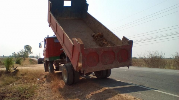 6ล้อดั้มดิน5คิว HINO KM310-110แรง 6สูบ เครื่อง/เกียร์ เดิม แน่น แรงดี ช่วงล่างเดิม 6น็อต หน้า-หลัง คัสซีสวย หัวเก๋งดี เกียร์ยาว พ.ธรรมดา เบรคลม กระบะดั้ม3.60ม.ยิงหน้า ยาง8.25/16 พร้อมใช้งาน เล่มฯครบ **ขาย HINO KM-110HP 6ล้อดั้มดิน5คิ 6ล้อดั้มดิน5คิว HINO KM310-110แรง 6สูบ เครื่อง/เกียร์ เดิม แน่น แรงดี ช่วงล่างเดิม 6น็อต หน้า-หลัง คัสซีสวย หัวเก๋งดี เกียร์ยาว พ.ธรรมดา เบรคลม กระบะดั้ม3.60ม.ยิงหน้า ยาง8.25/16 พร้อมใช้งาน เล่มฯครบ **ขาย HINO KM-110HP 6ล้อดั้มดิน5คิ