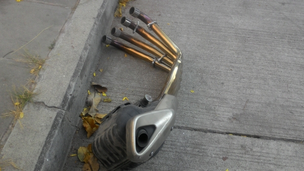 ท่อ HONADA CB650 ท่อ HONADA CB650