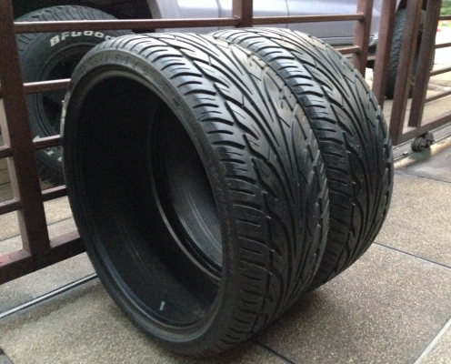 ยาง Sunny 225 35 20 สิ้นปี11 ดอกเต็ม ไม่มีปะ ขอบไม่มีฉีก ใช้กันยาว ราคาไม่แพง ยาง Sunny 225 35 20 สิ้นปี11 ดอกเต็ม ไม่มีปะ ขอบไม่มีฉีก ใช้กันยาว ราคาไม่แพง