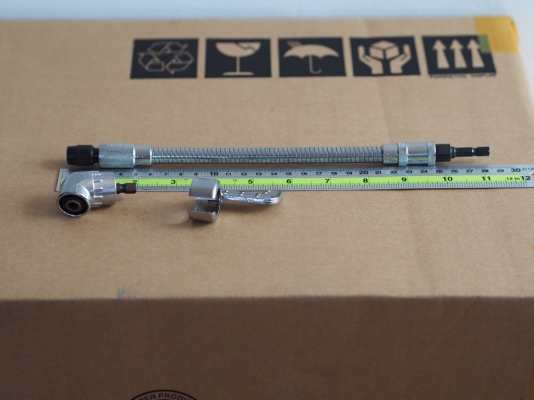 ตัวแปลง ไขควงหัวงอ 75องศา พร้อมข้อต่องูยาว30ซม.และด้ามจับ สำหรับงานไขน็อตในที่แคบและลึกมากได้ ตัวแปลง ไขควงหัวงอ 75องศา พร้อมข้อต่องูยาว30ซม.และด้ามจับ สำหรับงานไขน็อตในที่แคบและลึกมากได้