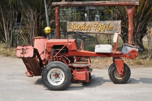 ขายเครื่อง ตัดหญ้านั่งขับ มีเกียร์ TORO 14แรง สภาพสวยเดิมจากญี่ปุ่น 29,000เท่านั้น