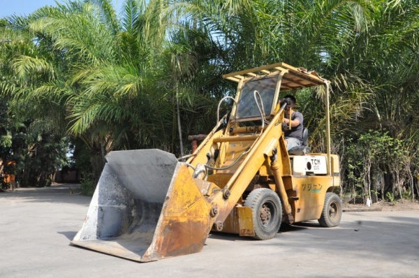 ขายรถตัก TCM SD10Z5 ดีเซล สวยเดิมจากญี่ปุ่น ยังไม่เคยใช้ในไทย 159,000เท่านั้น!!