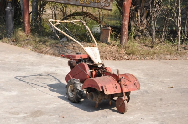 ขายรถพรวนดิน shibura มีเกียร์ ยกร่อง สภาพเดิมๆจากญี่ปุ่นยังไม่เคยใช้ในไทย 9,500เท่านั้น!!