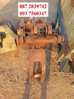 ขายรถแบคโฮพร้อมหัวคีบ KOMATSU PC75 UU