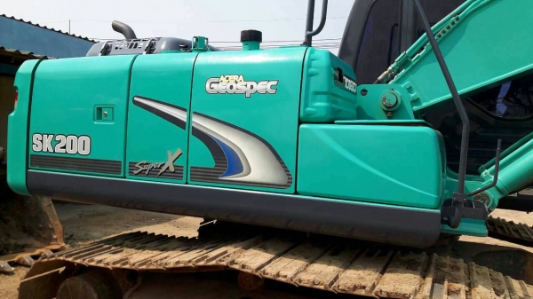 ขายด่วน!! KOBELCO SK200-8 YN12 SUPER สภาพสวยค่ะ