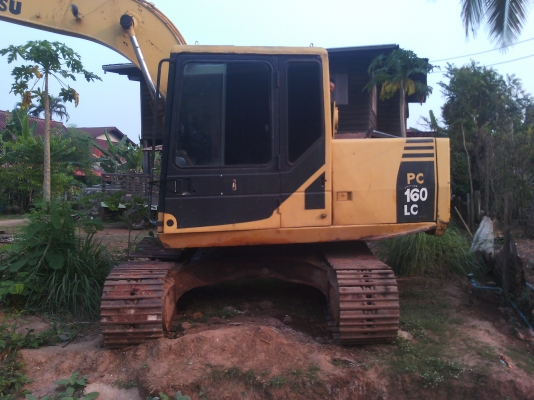 ขายด่วนแม็คโครKOMATSU PC120-5 สภาพพร้อมใช้งานเครื่องปั้มดีเยี่ยมไฟฟ้าอยู่ขาดมอเตอร์คันเร่ง โซ่ดี รถพร้อมทำงาน