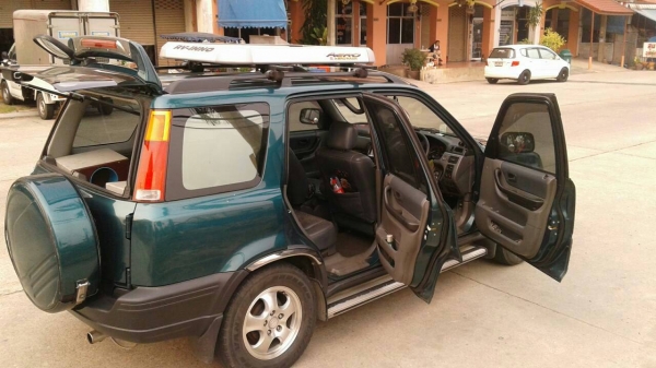 รถเก๋ง HONDA CRV ปี 2000 เครื่อง 2000 เกียร์ออโต้ ราคา 135,000 บ.