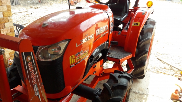 ขายรถไถL3608ใบมีดผาลพรวนพร้อมใช้ครับ