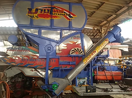 ขายรถเกี่ยว พร้อมใช้ สวยๆ บางไทรการช่าง